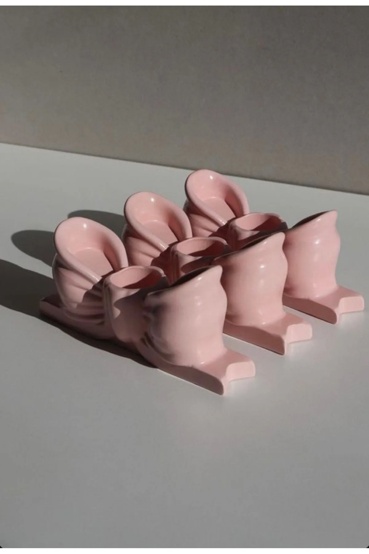 Pembe Kurdela Detaylı Şamdanlık (1 adet)